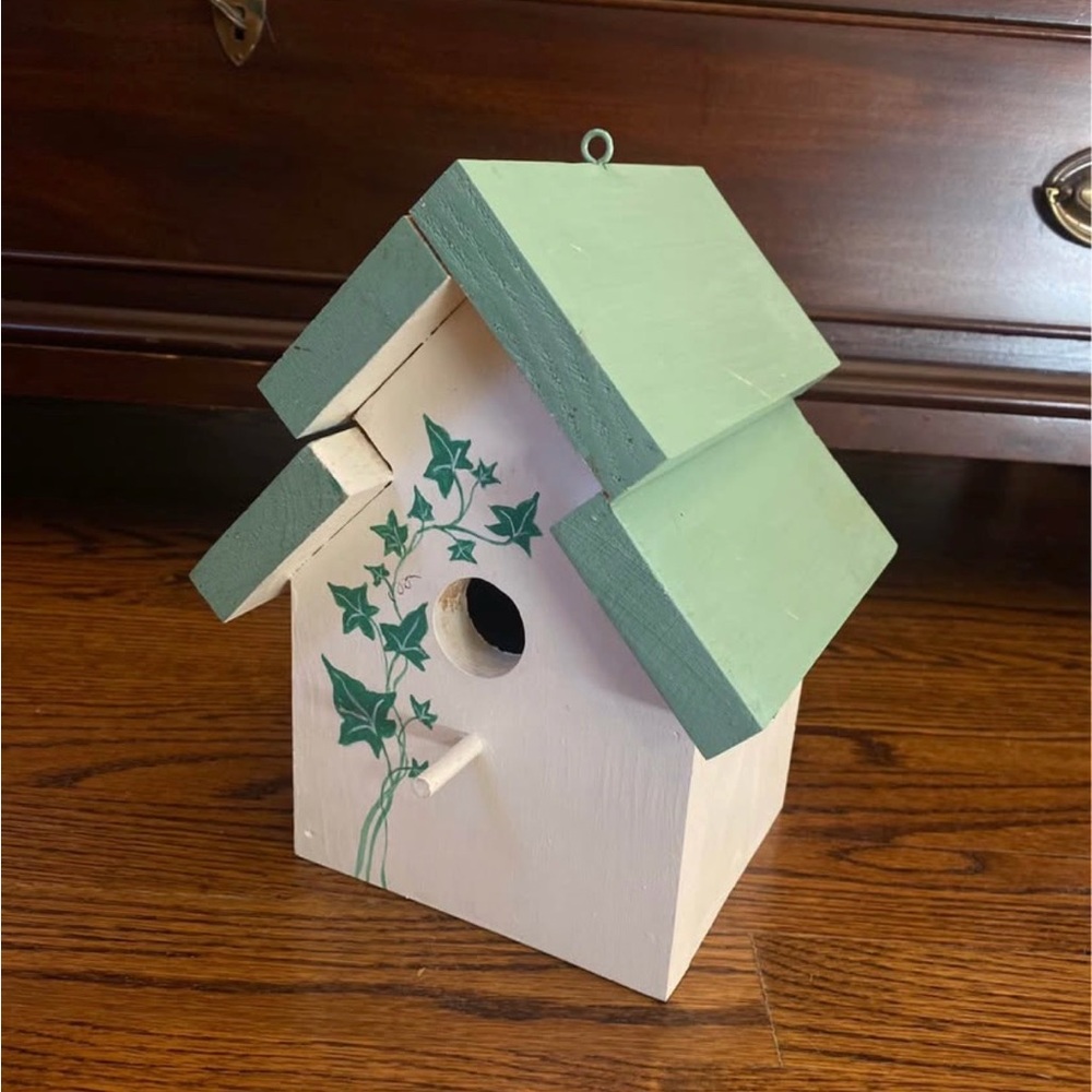 Wooden Birdhouse with Ivy Design
